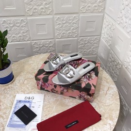 Dolce Gabbana Metal Cowhide Flat Slippers For Women Silver