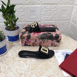 Dolce Gabbana Metal Cowhide Flat Slippers For Women Black