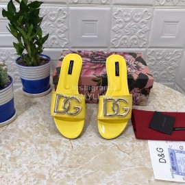 Dolce Gabbana Metal Cowhide Flat Slippers For Women Yellow