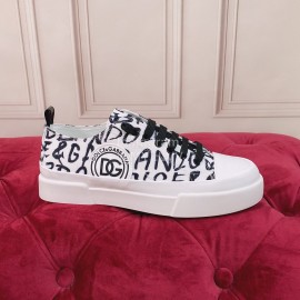 Dolce Gabbana Fashion Cowhide Canvas Shoes For Women Black