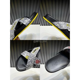 Fendi Printed Calf Leather Cross Slippers For Men White