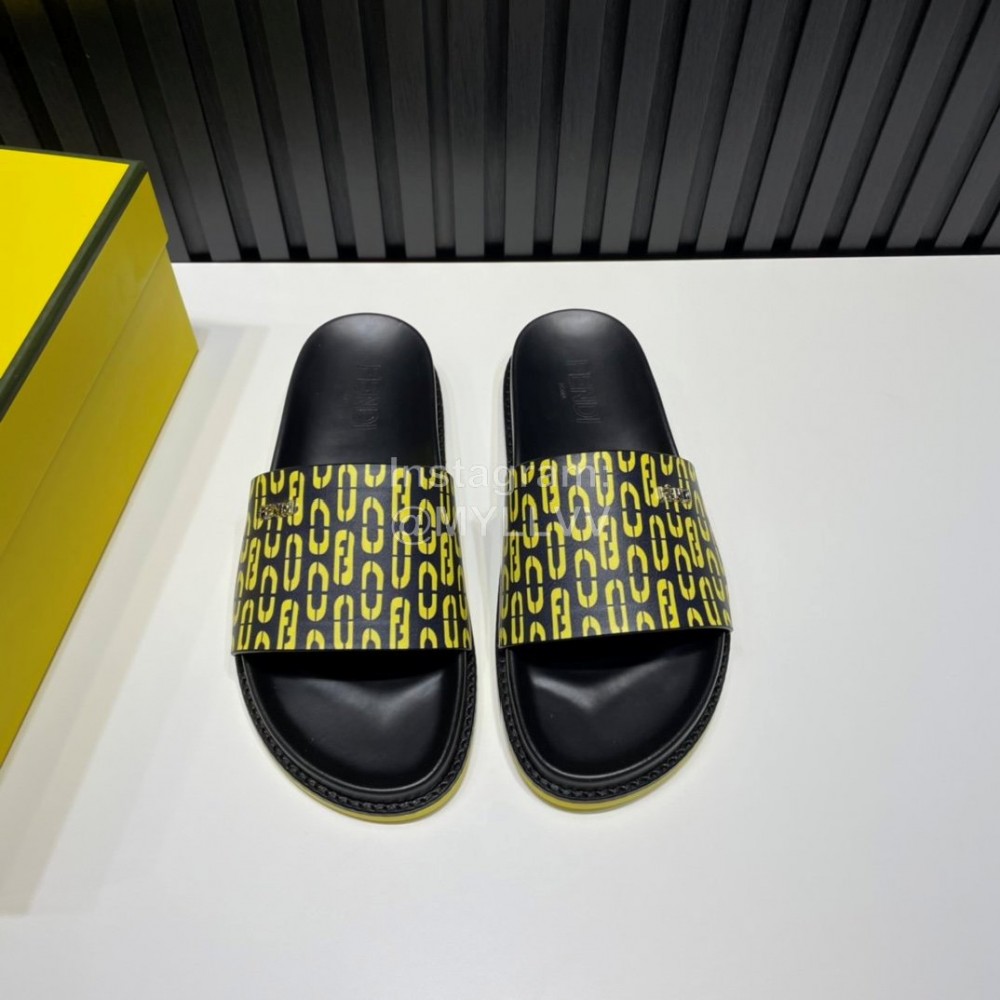 Fendi Printed Calf Leather Slippers For Men Yellow