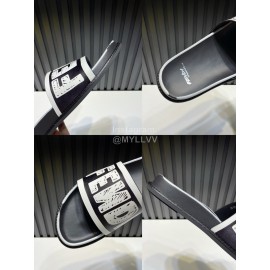 Fendi Letter Printed Calf Leather Slippers For Men Black