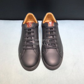 Fendi Leather Lace Up Casual Sneakers For Men Black