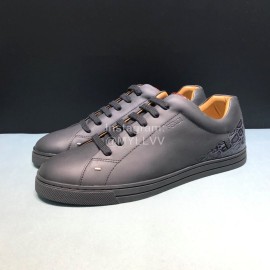 Fendi Leather Lace Up Casual Sneakers For Men Black
