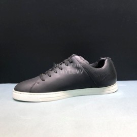 Fendi Embossed Leather Casual Sneakers For Men