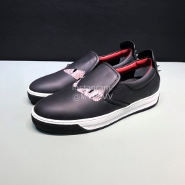 Fendi Leather Rivet Casual Sneakers With Bag Bugs Eyes For Men Black