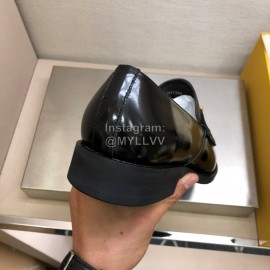 Fendi Calf Leather Shoes For Men Black