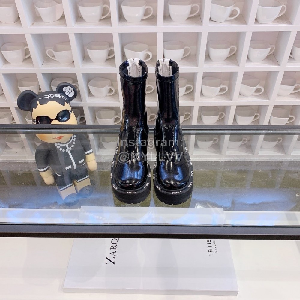 Fendi Autumn And Winter New Patent Leather Martin Boots  For Women 
