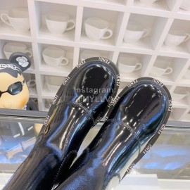 Fendi Autumn And Winter New Patent Leather Martin Boots  For Women 