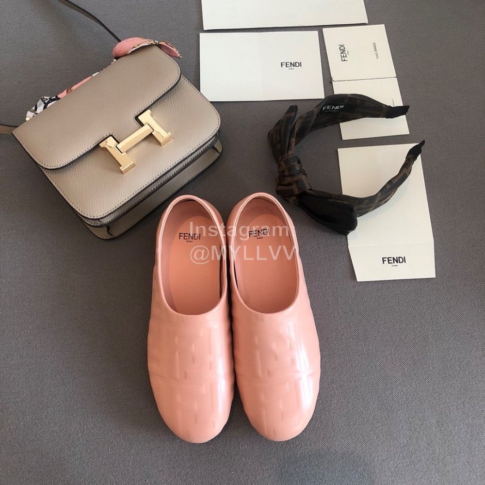 Fendi Fashion Sheepskin Flat Heel Casual Shoes For Women Pink