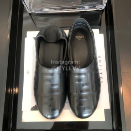 Fendi Fashion Sheepskin Flat Heel Casual Shoes For Women Black