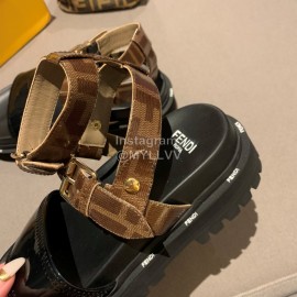Fendi New Soft Leather Sandals For Women Black