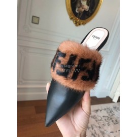 Fendi Winter Soft Push Leather Flat Heel Sandals For Women 