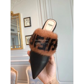 Fendi Winter Soft Push Leather Flat Heel Sandals For Women 