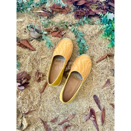 Fendi Fashion Letter Printed Canvas Loafers For Men And Women Yellow