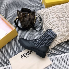Fendi Autumn And Winter Leather Lace Up Boots For Women Gray