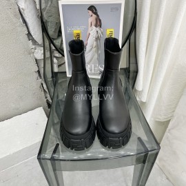 Fendi New Chelsea Boots With Thick Soles For Women 