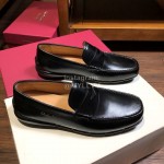 Ferragamo Calf Leather Business Shoes For Men Black