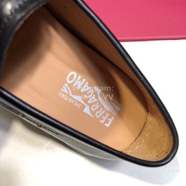 Ferragamo Calf Leather Business Shoes For Men Black