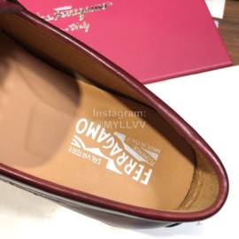 Ferragamo Calf Leather Business Shoes For Men Reddish Brown