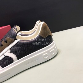 Ferragamo Fashion Calf Leather Casual Shoes For Men Brown