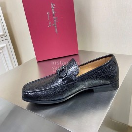 Ferragamo Black Cowhide Gancini Buckle Shoes For Men 