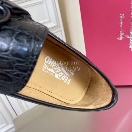 Ferragamo Black Cowhide Gancini Buckle Shoes For Men 