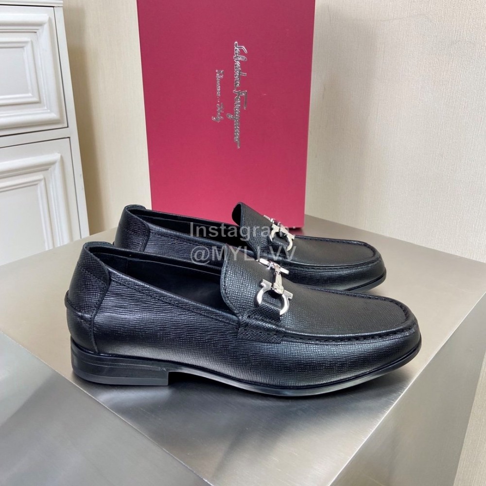 Ferragamo Palmprint Leather Gancini Buckle Shoes For Men 