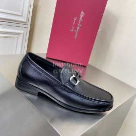 Ferragamo Black Cowhide Gancini Buckle Business Shoes For Men 