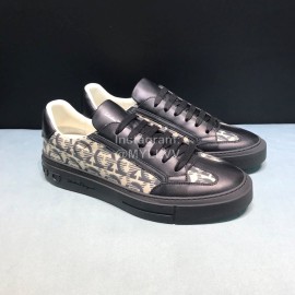 Ferragamo Calf Leather Casual Sneakers For Men 