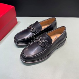 Ferragamo Grain Cowhide Gancini Buckle Shoes For Men Black