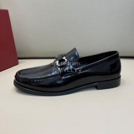 Ferragamo Calf Leather Gancini Buckle Business Shoes For Men Black