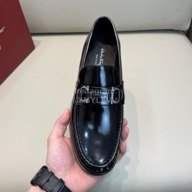 Ferragamo Calf Leather Gancini Buckle Business Shoes For Men Black