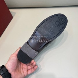 Ferragamo Calf Leather Gancini Buckle Business Shoes For Men Black