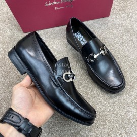 Ferragamo Soft Calf Leather Casual Loafers For Men 