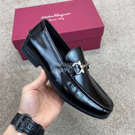 Ferragamo Soft Calf Leather Casual Loafers For Men Black
