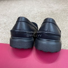 Ferragamo Soft Calf Leather Business Loafers Black For Men 