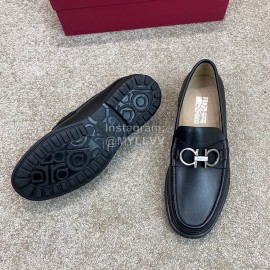 Ferragamo Soft Black Calf Leather Business Loafers For Men 