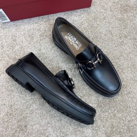 Ferragamo Soft Calf Leather Black Business Loafers For Men 