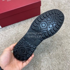 Ferragamo Soft Calf Leather Black Business Loafers For Men 