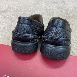 Ferragamo Classic Calf Leather Business Loafers For Men 
