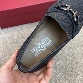 Ferragamo Classic Calf Leather Business Loafers For Men 