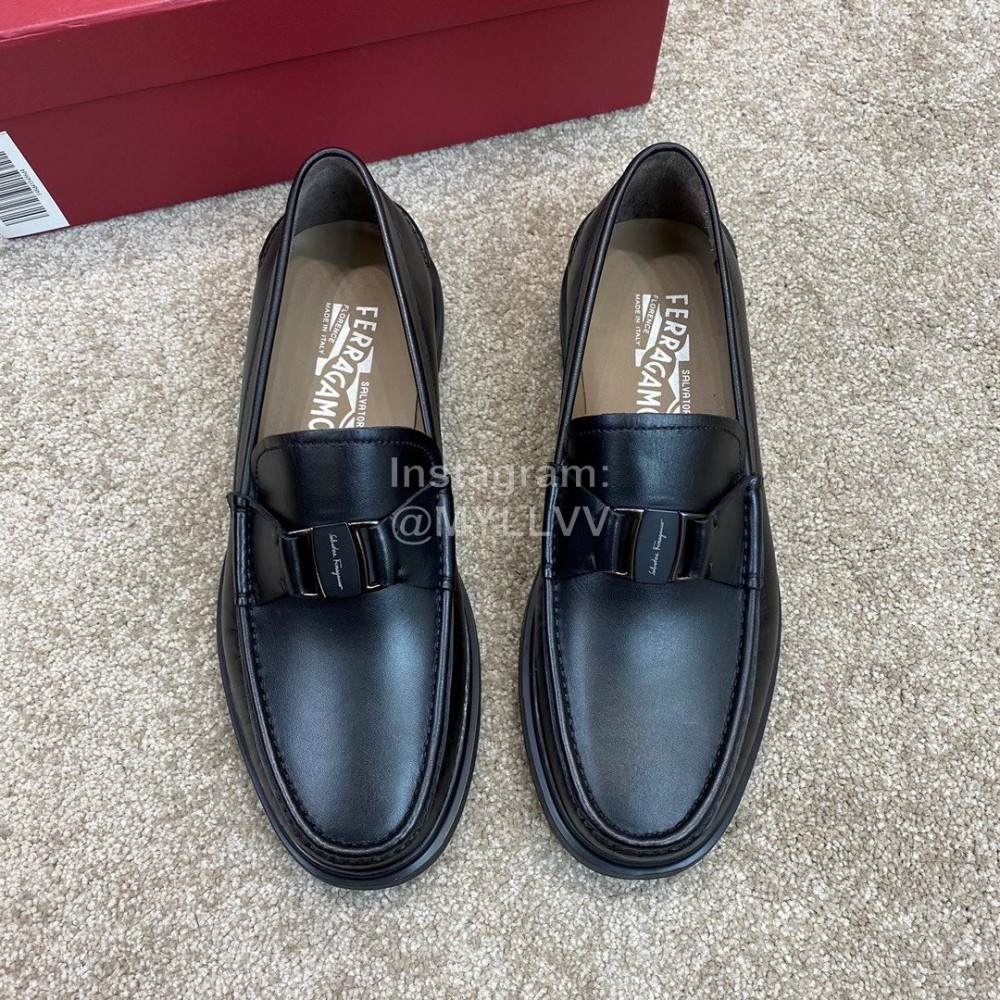 Ferragamo Calf Leather Metal Buckle Business Loafers For Men Black