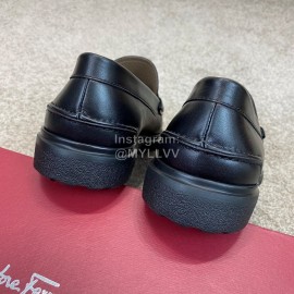 Ferragamo Calf Leather Metal Buckle Business Loafers For Men Black