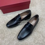 Ferragamo Classic Calf Leather Business Loafers For Men Black