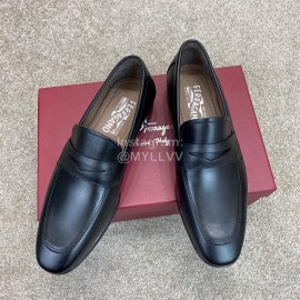 Ferragamo Classic Calf Leather Business Loafers For Men Black