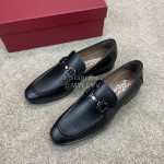 Ferragamo Classic Calf Leather Gancini Buckle Business Loafers For Men Black