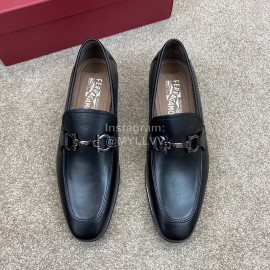 Ferragamo Classic Calf Leather Gancini Buckle Business Loafers Black For Men 