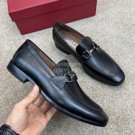 Ferragamo Classic Calf Leather Gancini Buckle Business Loafers Black For Men 